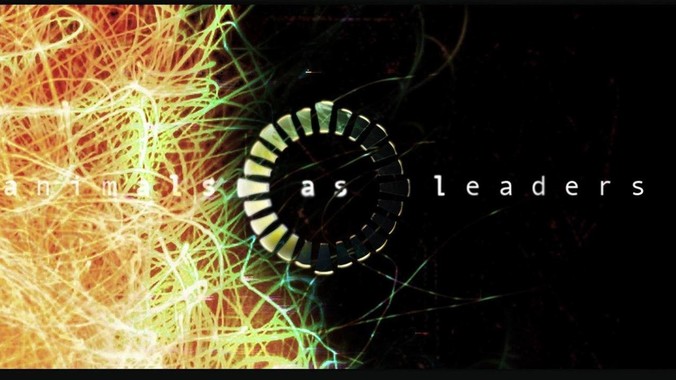 为什么女游泳运动员看起来大部分都是平胸？